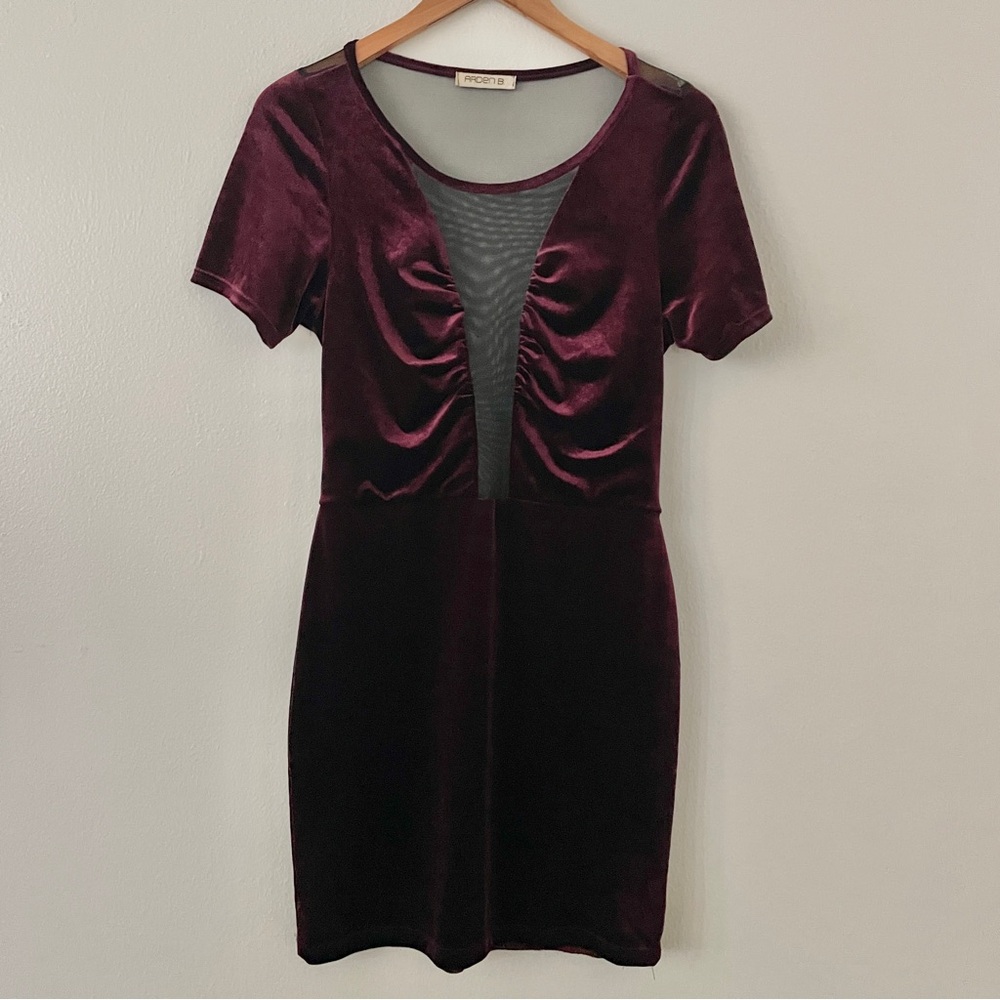 📚 Arden B Plunging Mesh Burgundy Maroon Wine Velvet Mini Dress Mesh Back